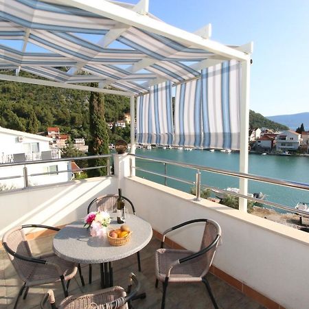 Villa Delta Apartments Blace Buitenkant foto