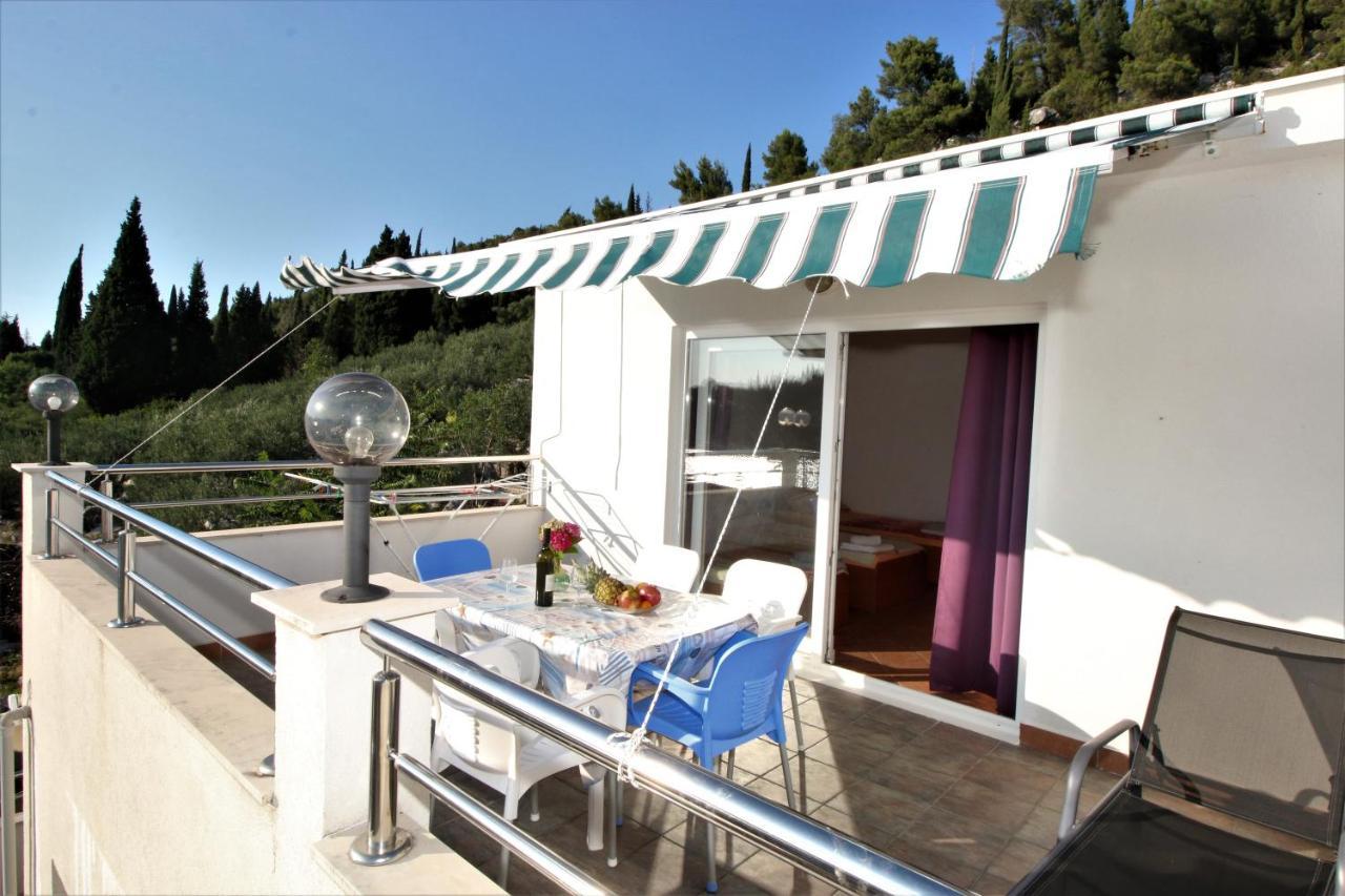 Villa Delta Apartments Blace Buitenkant foto