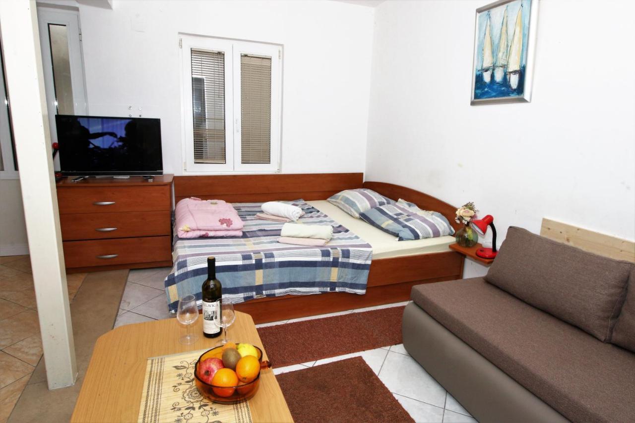 Villa Delta Apartments Blace Kamer foto