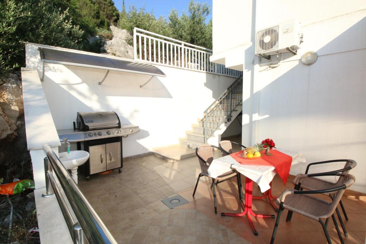 Villa Delta Apartments Blace Buitenkant foto