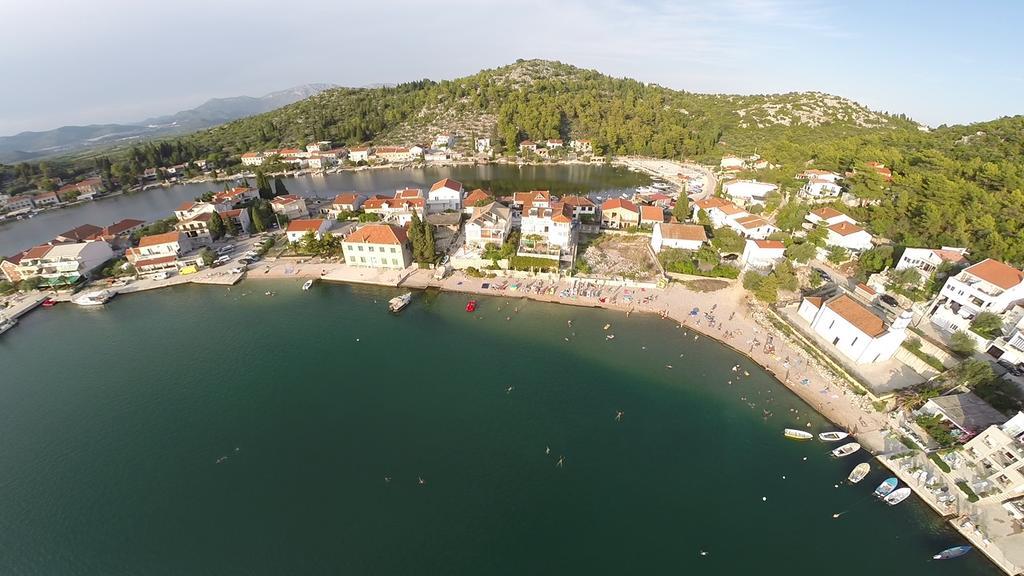 Villa Delta Apartments Blace Buitenkant foto